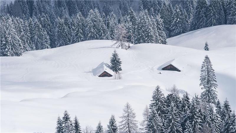 Vandalismus in Berghütten in Alpen nimmt zu Winterräume in Hütten sollen Bergsportlern als sichere Unterkunft dienen, werden aber teils als Party-Spot missbraucht (Symbolbild).