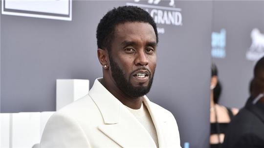Klage: US-Rapper Combs und Ex-Freundin einigen sich  „Wir haben beschlossen, diese Angelegenheit gütlich zu lösen“, teilte US-Musiker Sean Combs mit.
