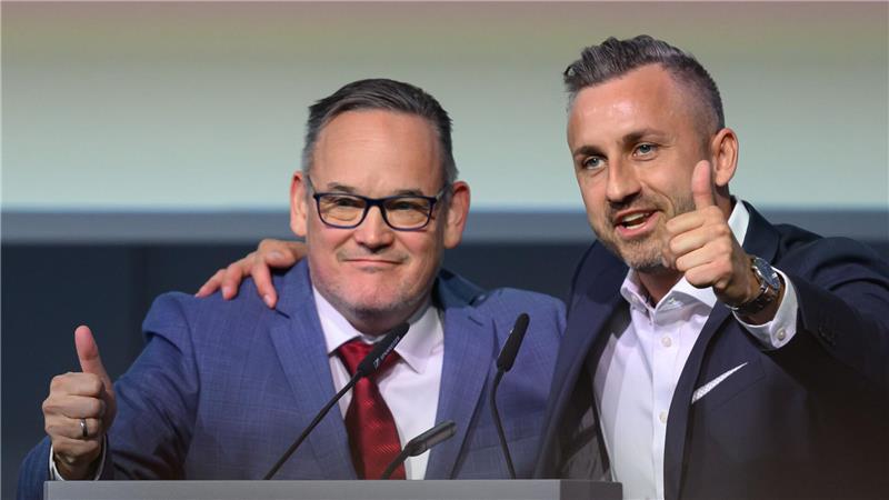 „Wir sind der Rammbock des Volkes, mit dem das Volk demokratisch in die Festungen des etablierten Machtkartells eindringt“, sagt AfD-Landeschef Martin Reichardt (links). Ulrich Siegmund soll nach dem Willen der AfD Ministerpräsident werden.