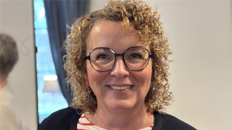Chutney statt Sülze: So tickt die moderne Power-Landfrau "Wir sind schon lange nicht mehr beschränkt auf Kinder und Küche, sondern engagieren uns sozial und können auch richtig gut Party machen", sagt Landfrau Claudia Pott.