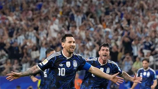 Wirbt für den neuen Spiderman-Film: Fußball-Star Lionel Messi.