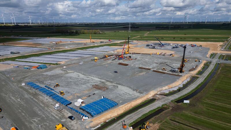 Wird Northvolt beim Bau der Fabrik in Heide das Tempo drosseln?