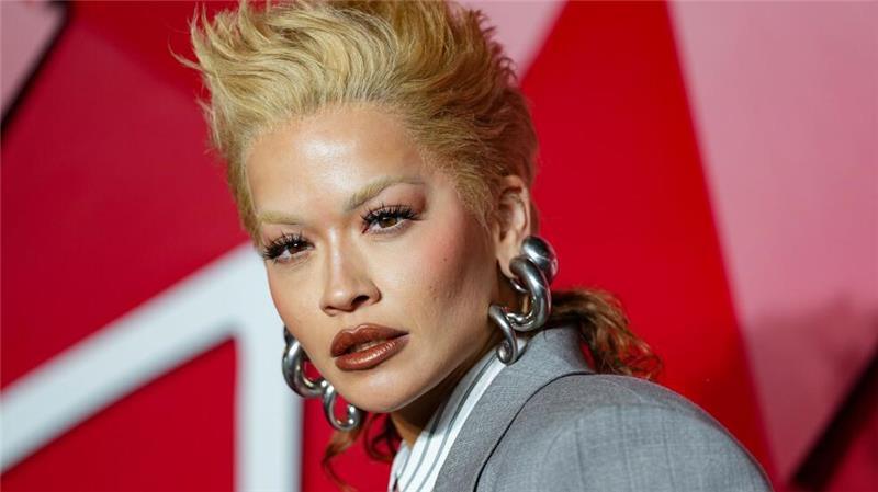 Hamburger Hafencity: Rita Ora kommt nun doch für Auftritt Wird in Hamburg erwartet: Schauspielerin und Sängerin Rita Ora tritt in der Hafencity auf - mehr als ein Jahr später als zunächst geplant. (Archivfoto)