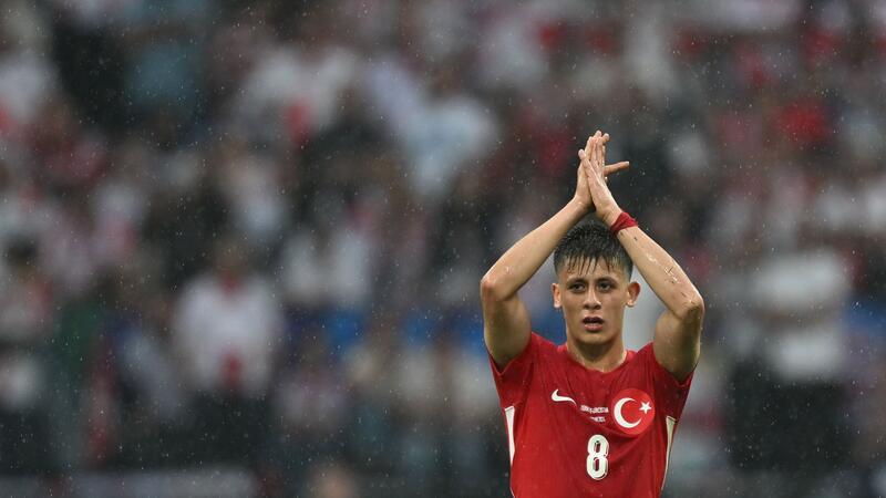 Wird in der Türkei „Goldjunge“ genannt: Arda Güler.