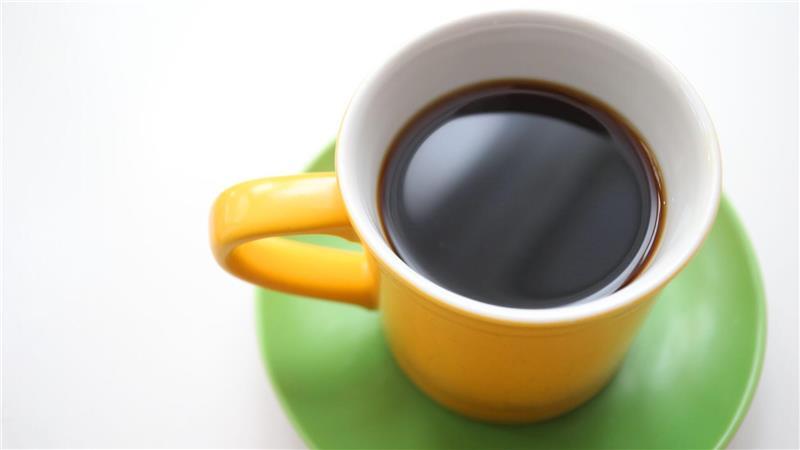 Kaffeetrinker nach der ersten Tasse morgens besser gelaunt Wirkt Kaffee am Morgen nur so intensiv, weil in der Nacht Entzugserscheinungen entstanden? (Symbolbild)