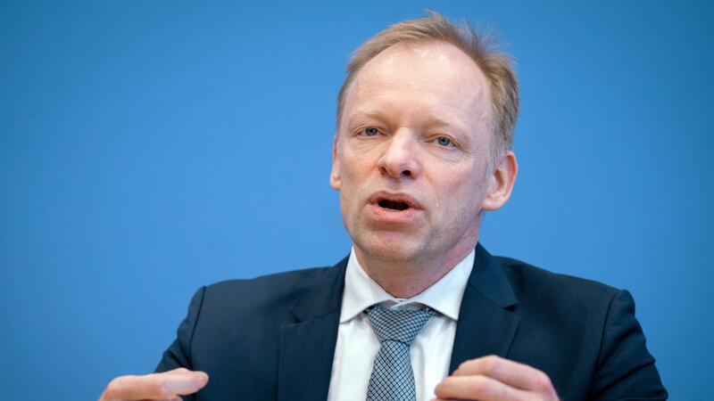 Ifo: Einsparungen treffen Landwirtschaft überproportional Wirtschaftsforscher und ifo-Präsident: Clemens Fuest.