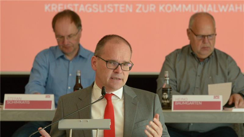 Wirtschaftsminister Grant Hendrik Tonne (SPD) sprach beim Parteitag der Sozialdemokraten in Hammah.