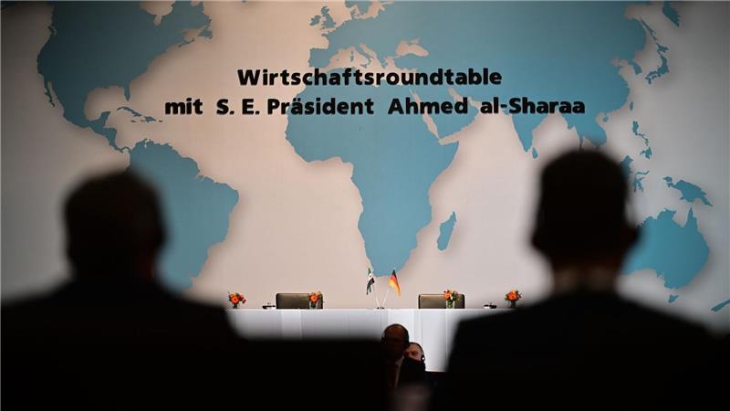 Wirtschaftsroundtable mit Syriens Übergangspräsident