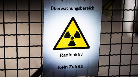 Wo soll der deutsche Atommüll auf Dauer lagern? Die Suche nach der Antwort auf diese Frage ist wieder ein kleines Stück nähergekommen (Archivbild).