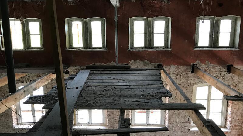 Dohrmann‘s Hotel: Dieses Paar will das 165 Jahre alte Gebäude retten Wohnungen sollen zum Teil über zwei Etagen gehen.