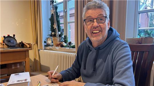 Wolfgang Dipper und sein Team haben 28.000 Briefe im Christkindpostamt bearbeitet.