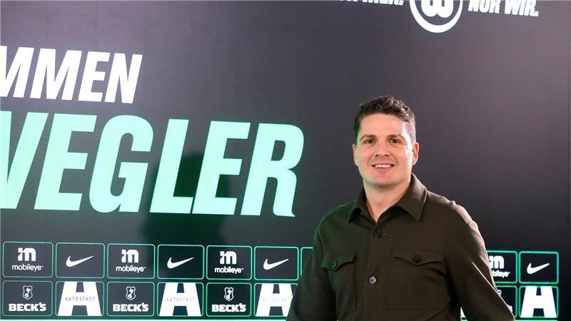 Schweglers Vorbild ist Kompany: Kommt auch Füllkrug? Wolfsburgs neuer Sportdirektor Pirmin Schwegler.