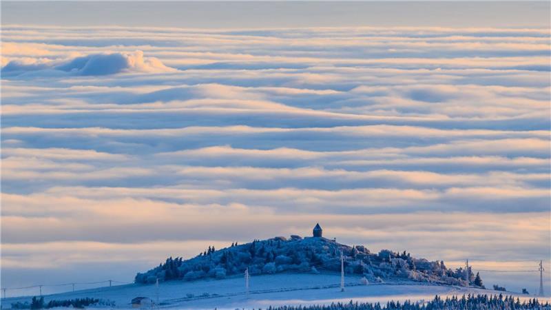Wolkenmeer - Blick vom Fichtelberg in Oberwiesenthal 