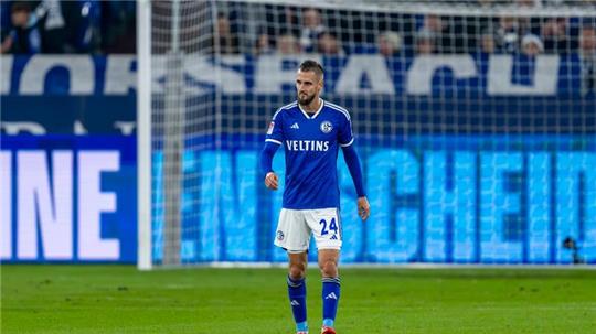 Wurde von Schalkes Cheftrainer Karel Geraerts degradiert: Dominick Drexler muss künftig bei der U23 trainieren.