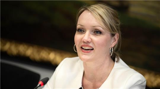 Wurde wiedergewählt: Laura Pooth, DGB-Bezirksvorsitzende Nord. (Archivfoto)