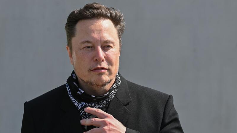 X-Posts zu Angriff auf Israel: EU-Kommission schickt Fragen X-Chef Elon Musk. Nach der Hamas-Attacke auf Israel berichten Nutzer der Plattform von Beiträgen mit Gewaltaufrufen sowie Falschinformationen.