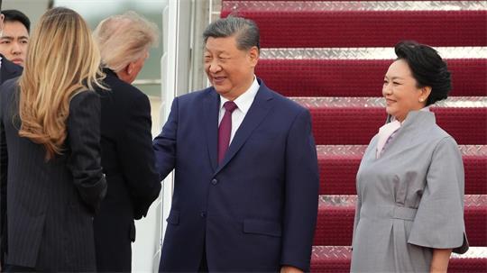 Xi Jinping ist zu seinem Besuch in Washington eingetroffen.
