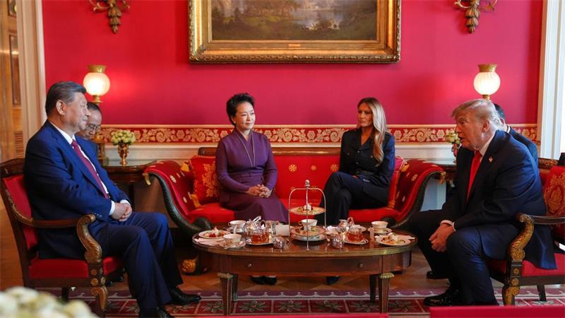 Xi lädt Trump nach China ein.
