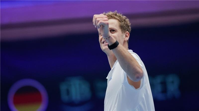 Yannick Hanfmann freute sich über seinen Sieg in der Begegnung mit Peru.