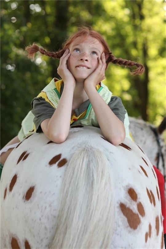 Ylva Mumm (11) von der Kleinen Jorker Bühne spielt Pippi Langstrumpf. Foto: Angela Farah