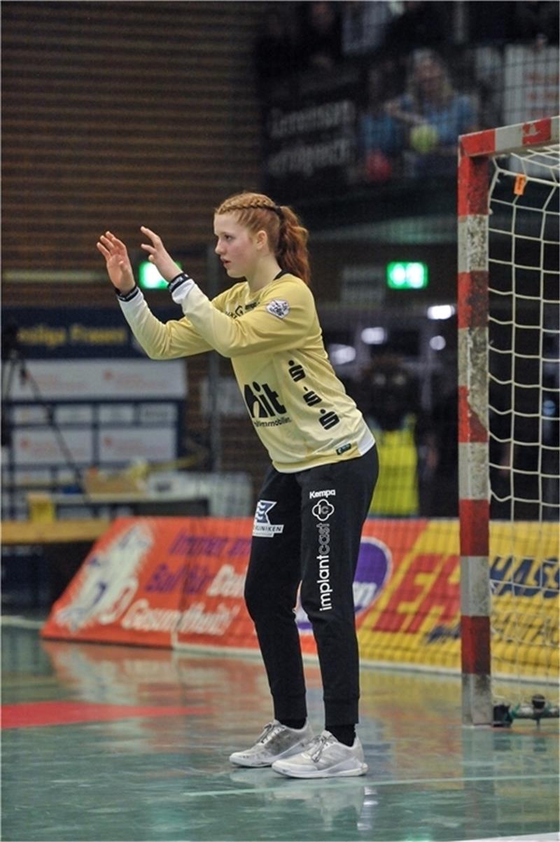 Ylva Tants parierte bei ihrem Bundesliga-Debüt in Bensheim gleich einen Strafwurf. Foto: Jan Iso Jürgens