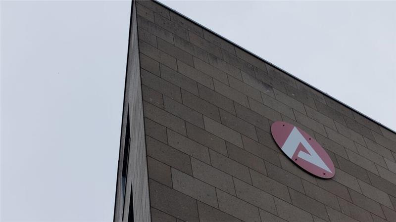 Zahl der Arbeitslosen in Hamburg erneut gesunken Zahl der Arbeitslosen sinkt in Hamburg erneut.