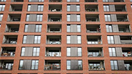 Zahlen des Zensus 2022 zeigen: Über die Hälfte der leerstehenden Immobilien wurde mehr als ein Jahr nicht bewohnt. 