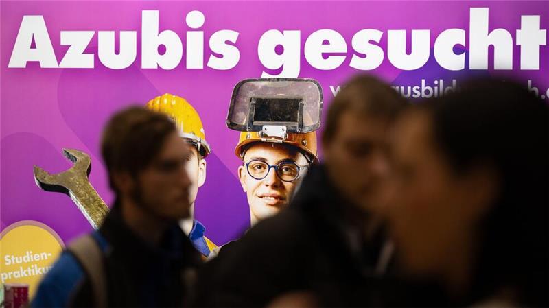 Zahlreiche Ausbildungsstellen in Schleswig-Holstein frei Zahlreiche Ausbildungsstellen in Schleswig-Holstein sind noch unbesetzt. (Symbolbild)