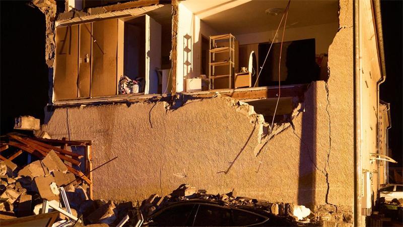 Schwere Unwetter wüten im nördlichen Rheinland-Pfalz Zahlreiche Kräfte sind im Einsatz