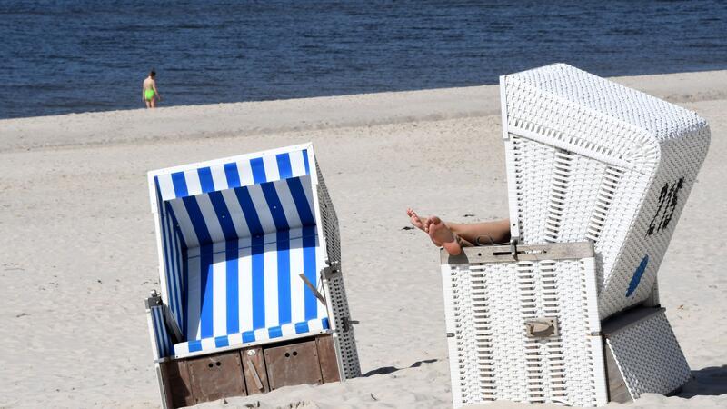 Madsen: Warnsignale im Tourismus im Blick behalten Zahlreiche Menschen zieht es jedes Jahr zu Pfingsten und über Himmelfahrt nach Sylt.