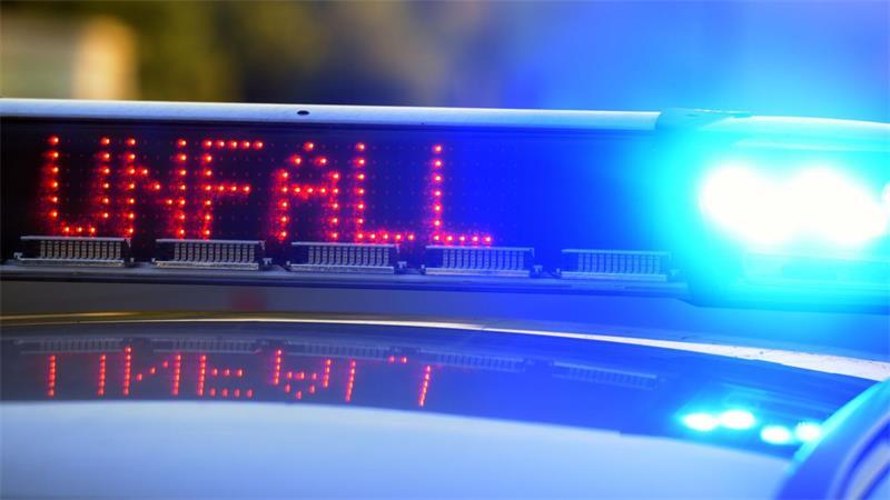 Zahlreiche Polizeikräfte sind vor Ort im Einsatz. (Symbolbild)