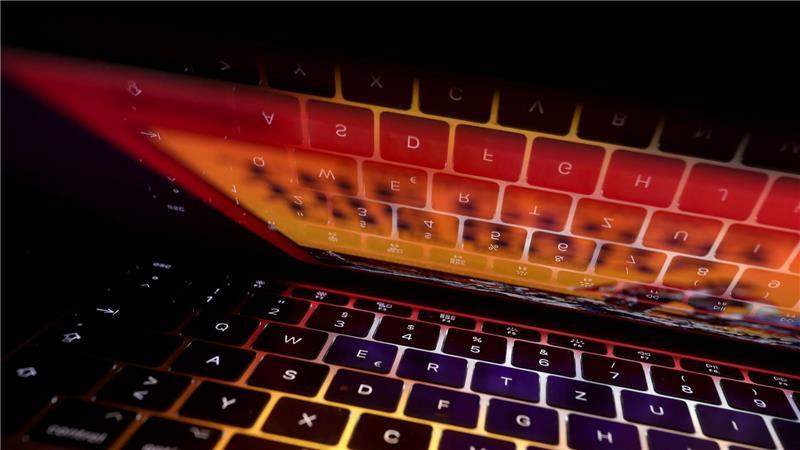 Zahlungsbetrag im Internet gibt es in vielen Varianten - jeder Fünfte wurde laut Umfrage schon Opfer davon