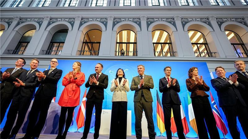 Nordsee soll „größter Energie-Hub der Welt“ werden Zehn Länder nehmen am dritten Nordsee-Gipfel teil.