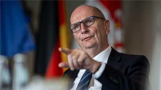 Zeigt sich trotz Umfragen zuversichtlich für die Wahl: Brandenburgs Ministerpräsident Dietmar Woidke.