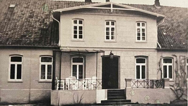 Zeitreise: Blick auf das Gutshaus Wöhrden vor 1939.