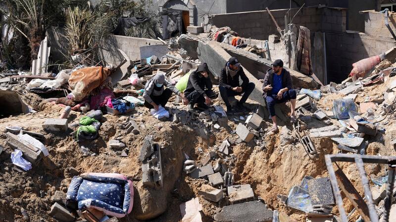 Zerstörung im Gazastreifen: Laut der von der Hamas kontrollierten Gesundheitsbehörde wurden seit Kriegsbeginn mehr als 30.000 Menschen getötet.