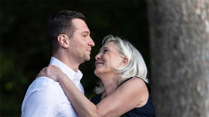 Urteil kommt - Kann Le Pen 2027 Präsidentin werden? Zieht Le Pen nicht ins Rennen, schicken die Rechtsnationalen Parteichef Bardella in den Ring. (Archivbild)