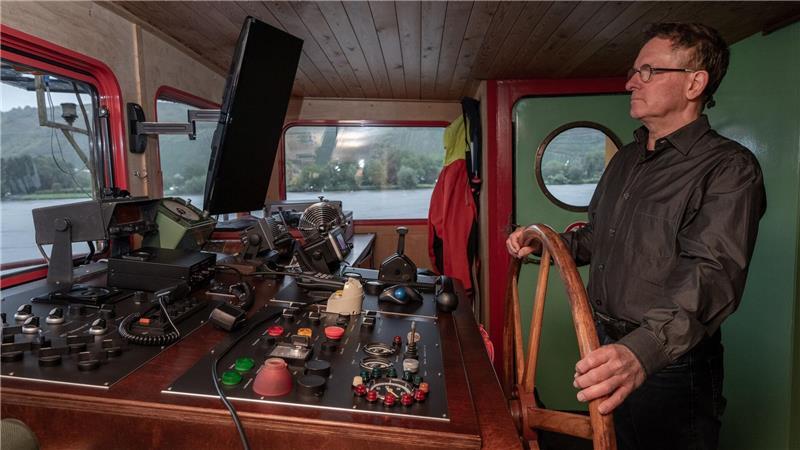 Bald gibt es erste Flussbestattungen in Deutschland Zimmermann ist seit vielen Jahrzehnten Binnenschiffer. (Archivbild)