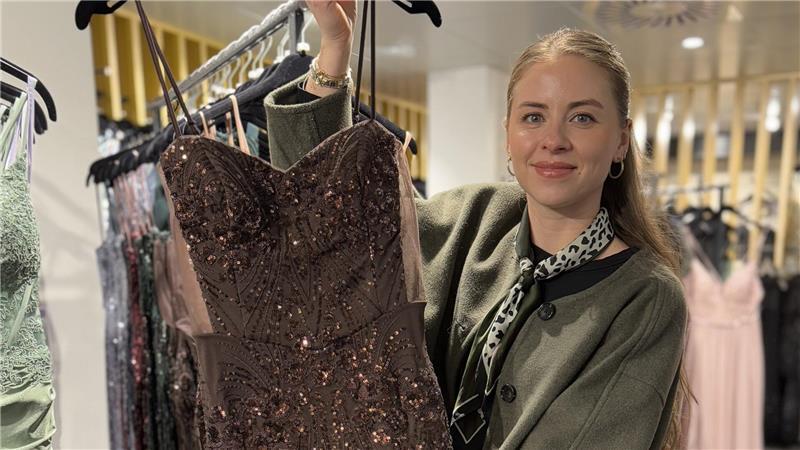 Zu Anlässen wie der Stader Ballnacht sind auch sehr körperbetonte Kleider tragbar, sagt Malin Berger.