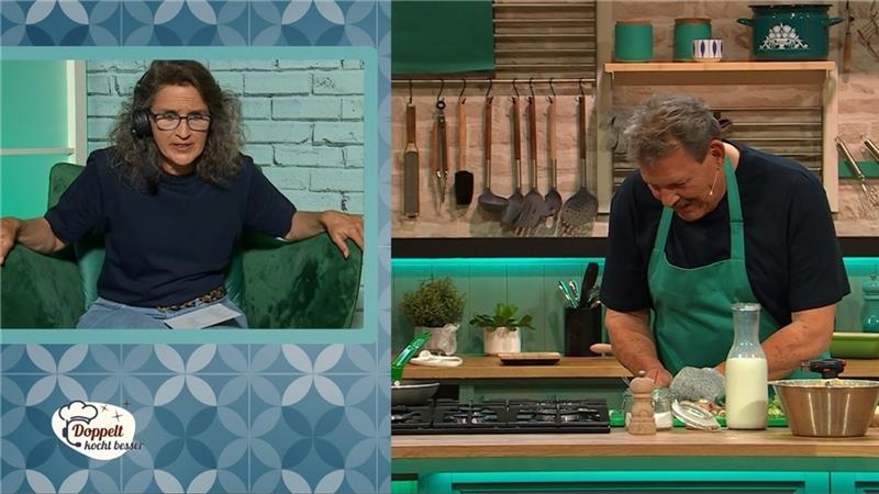 Grünendeicher ernten Lob von Profi-Koch Alexander Kumptner Zu Gast in der SAT.1-Kochshow „Doppelt kocht besser“: Michael Detrois aus Grünendeich kocht im Kochstudio (rechts) nach den Anweisungen seiner Ehefrau Nina Ramershoven im Nebenraum. Am Mittwoch wird ihre Folge vom neuen Showformat mit Stark