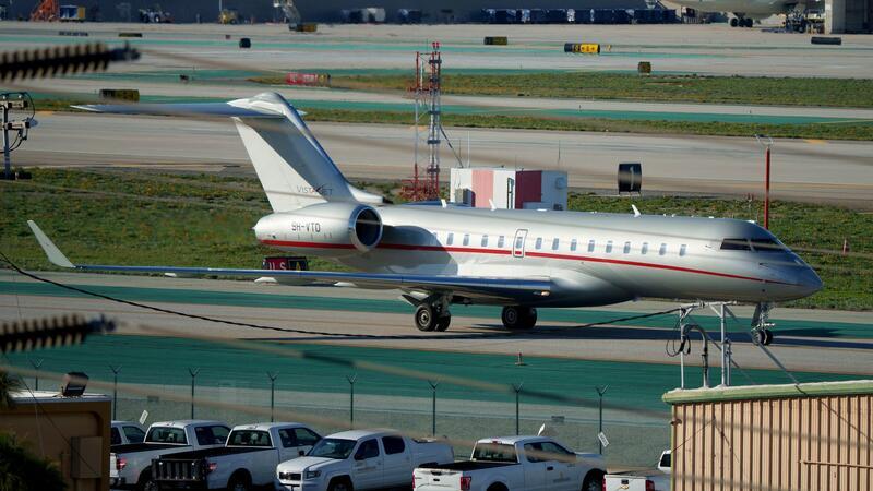 Zu Konzerten, in den Liebesurlaub oder auch zu NFL-Spielen fliegt Swift vor allem mit ihrem Privatjet. (Archivfoto)