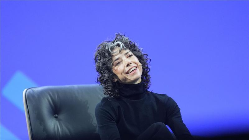 KI, Klitschko und „volle Kraft voraus“ beim OMR-Festival Zu den wichtigsten Rednerinnen des ersten OMR-Tages gehörte auch Signal-Chefin Meredith Whittaker.