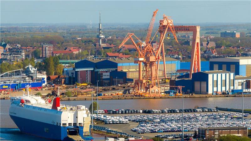 Zu der Nationalen Maritimen Konferenz wird der Bundeskanzler in Emden erwartet. (Archivbild)