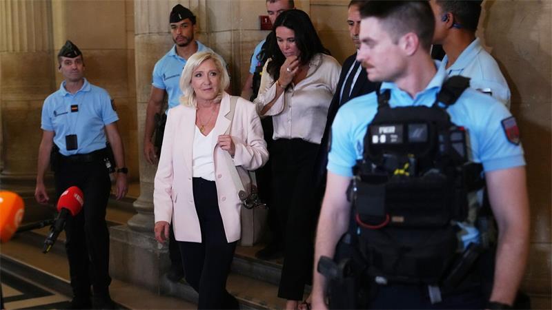 Le Pen will Präsidentin werden – Wie stehen ihre Chancen? Zu erwarten ist, dass Le Pen das Gerichtsverfahren gegen sie im Wahlkampf stark zum Thema machen wird. (Archivbild)