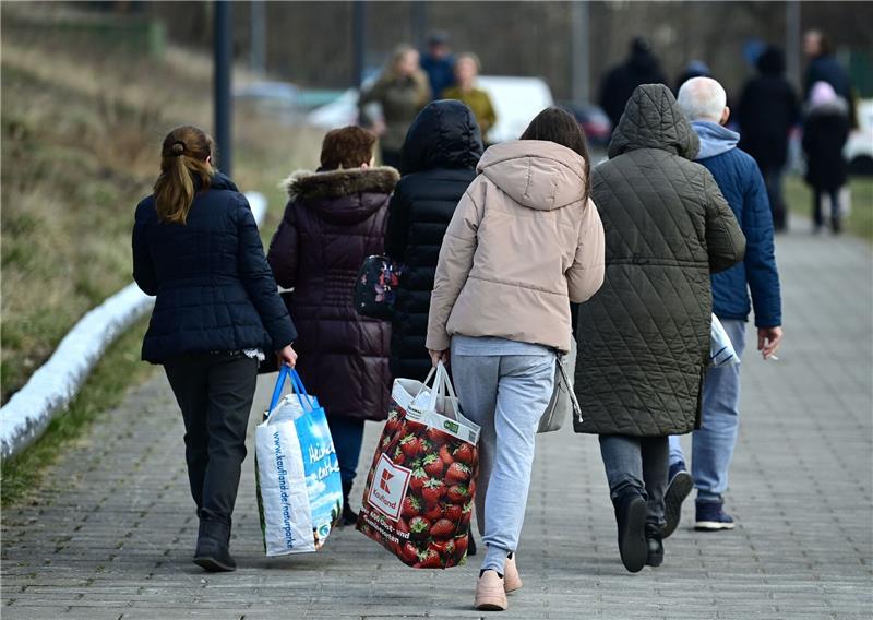 Kein Wundermittel: Die schwierige Migrationspolitik Zuletzt hielten sich mehr als eine Million ukrainische Kriegsflüchtlinge in Deutschland auf.