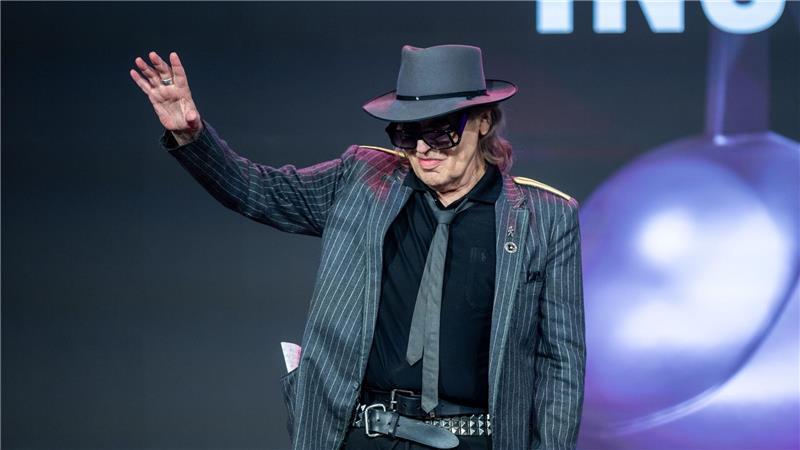 Zum 80. Geburtstag von Udo Lindenberg gibt es in Hamburg eine Ausstellung über den Künstler. (Archivbild)