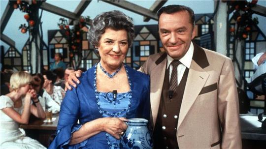 „Zum Blauen Bock“ war eine der erfolgreichsten TV-Sendungen im Nachkriegsdeutschland. (Archivbild von 1979 mit Heinz Schenk und Lia Wöhr) 