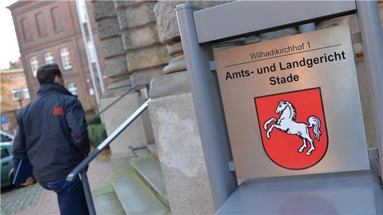 Zum Raubüberfall auf ein Seniorenehepaar aus Hagen hat das Landgericht Stade nun sein Urteil gesprochen.