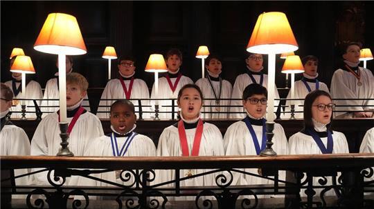 Zum ersten Mal dürfen Mädchen im Chor von St. Paul’s mitsingen.