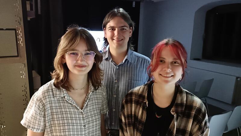 Zum ersten Mal gedreht und geschnitten - das kam gut an: die FSJler im Schwedenspeicher Sophie Martens (links), Thore Müller und Jennifer Lüdders.